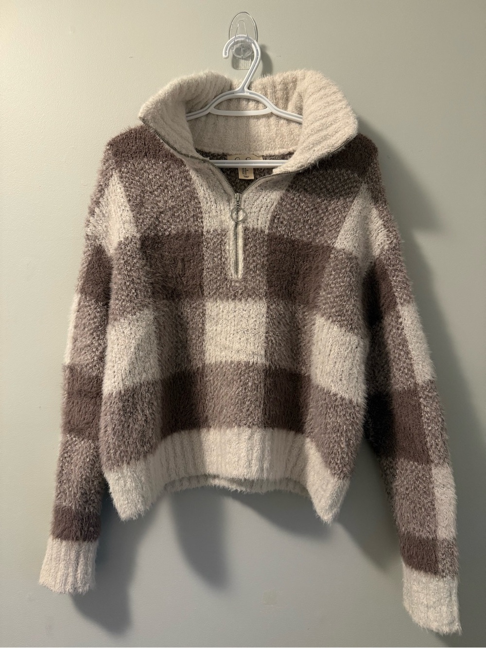 Jessica Simpson Cream & Brown Check Half-Zip Turtleneck Sweater